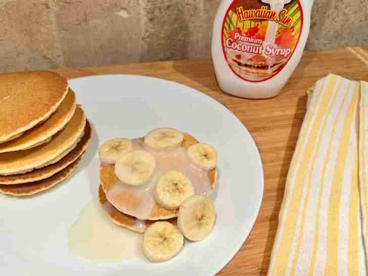 coconut syrup hawaiian banana pancakes recipe