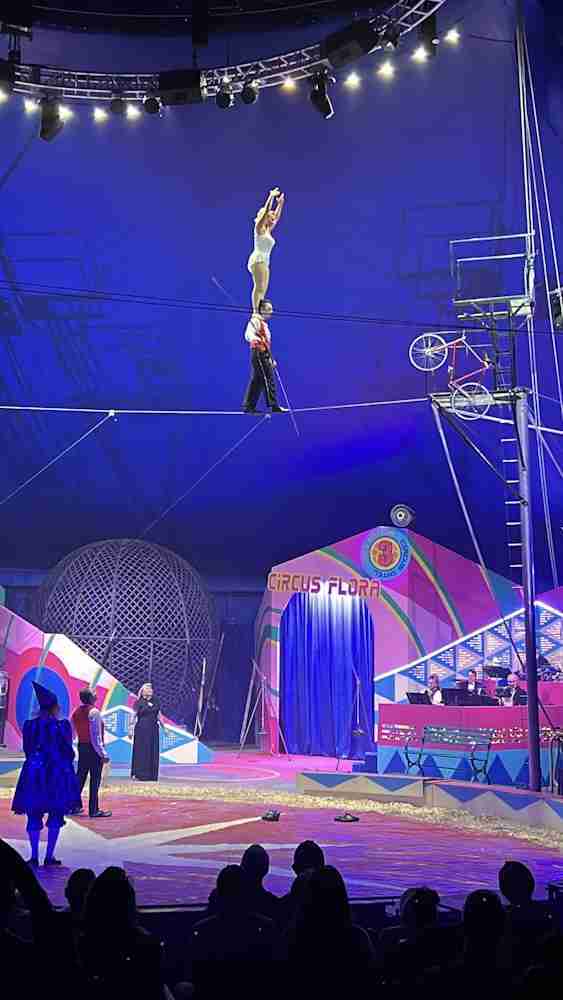 two person highwire tightrope act