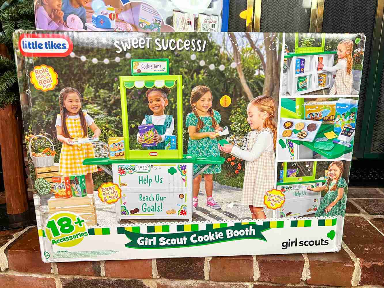 top little tikes toys girl scout cookie booth